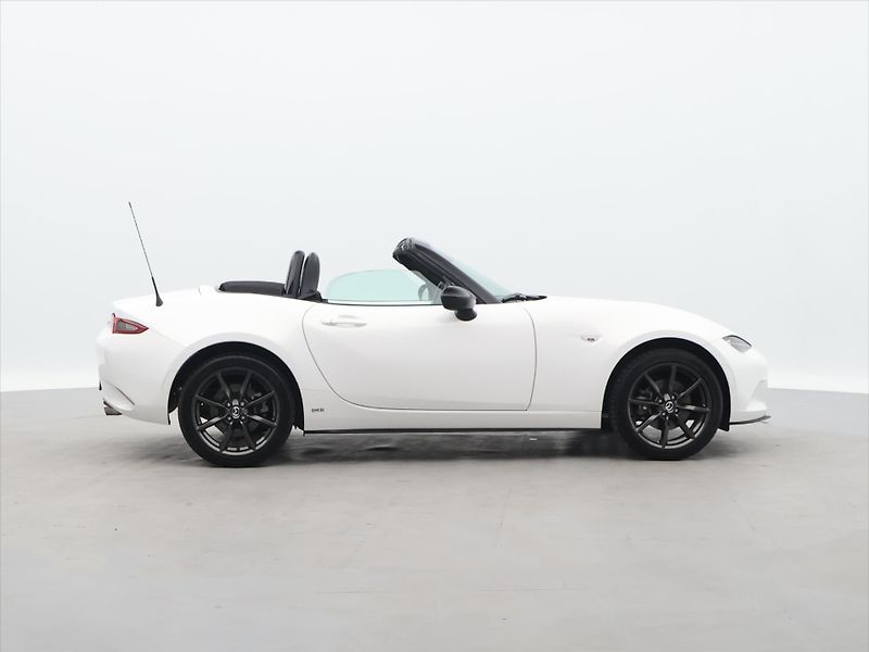 Mazda MX-5 2,0 Skyactiv-G160 118kW Revolu - fotka 16 z 35