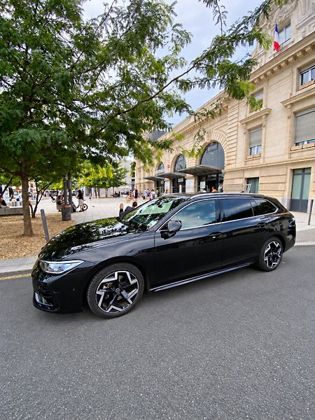 Volkswagen Passat 2.0tdi R line DSG kombi  - fotografie inzerátu