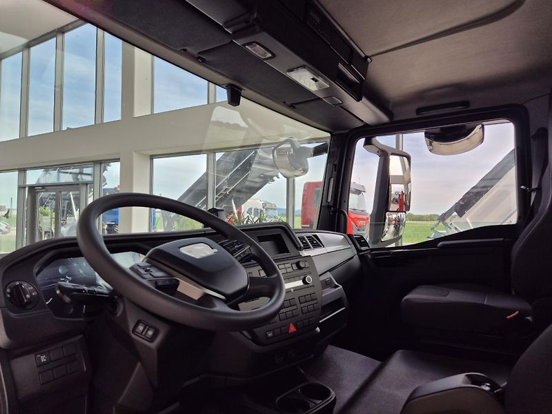 MAN TGL 12.190 TRAKTOR KONTEJNEROVKA  - fotka 5 z 10