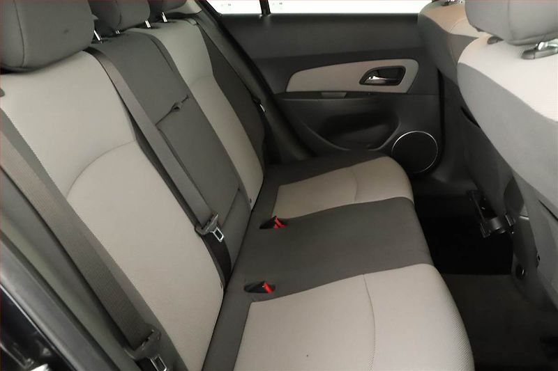 Chevrolet Cruze (2010) 2.0 VCDi, ČR,1.maj - fotka 7 z 15