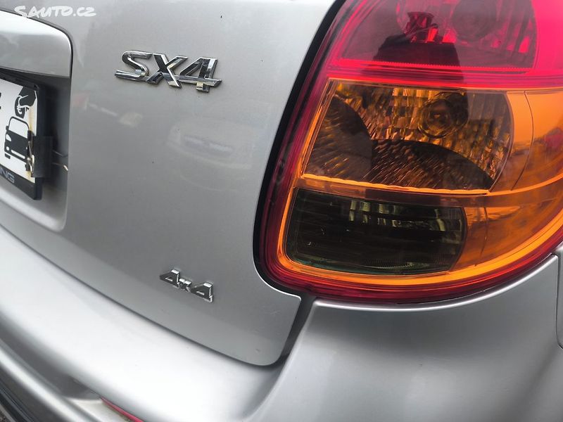 Suzuki SX4 4X4,KRÁSNÝ,95KM,1MAJ74L,VÝBAVA - fotka 6 z 22