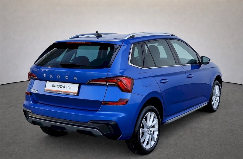 Škoda Kamiq (2025) Top Selection 1,5 Tsi  + tažné - fotka 2 z 34