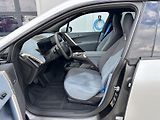 BMW iX xDrive40 Sport Paket - náhled 7