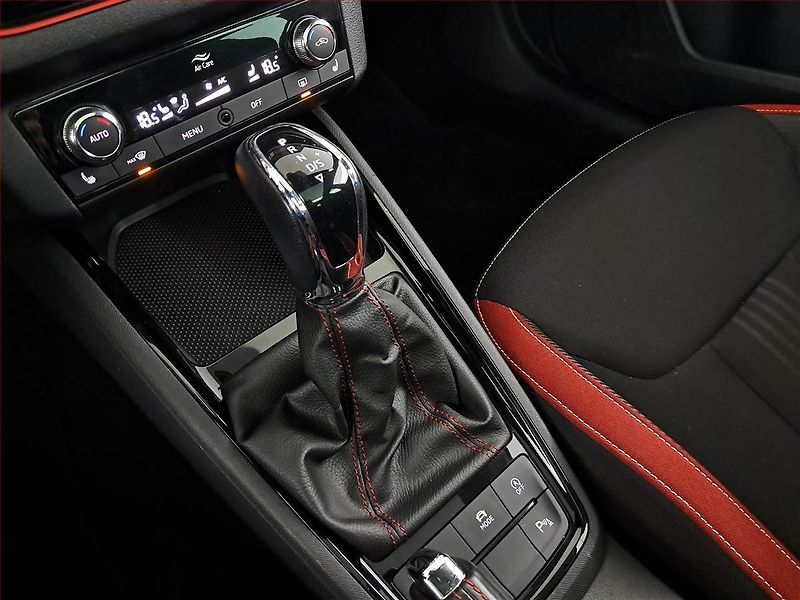 Škoda Kamiq (2022) Monte Carlo 1.5 TSI - fotka 13 z 17