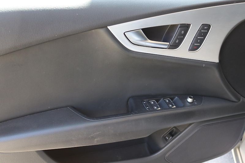 Audi A7 3.0TDI V6 QUATTRO 180kW DPH - fotka 19 z 50