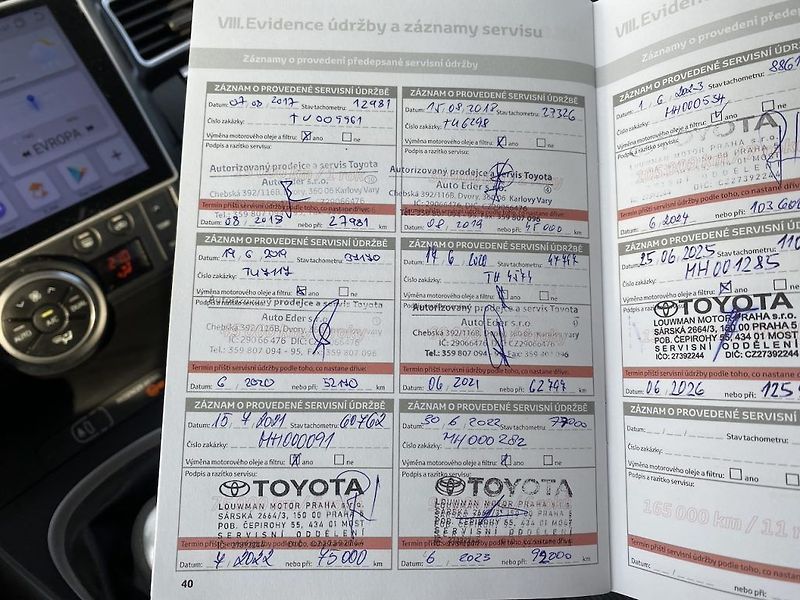 Toyota Verso 1.8i, ČR-1m, Trend, tažné - fotka 16 z 17