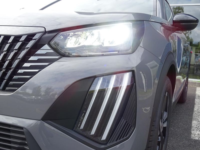 Peugeot 2008 (2026) ALLURE Hybrid 145k e-DCS6 - fotka 41 z 45