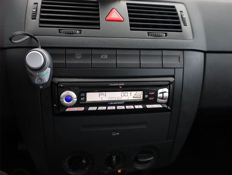 Škoda Fabia (2004) Comfort 1.4 16V, Serv.kniha - fotka 9 z 13
