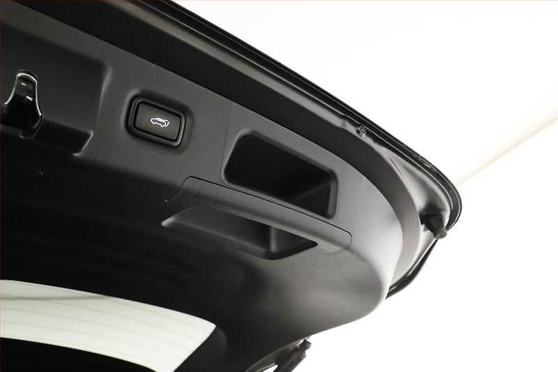 Hyundai Santa Fe (2023) Premium 2.2 CRDi - fotka 15 z 20