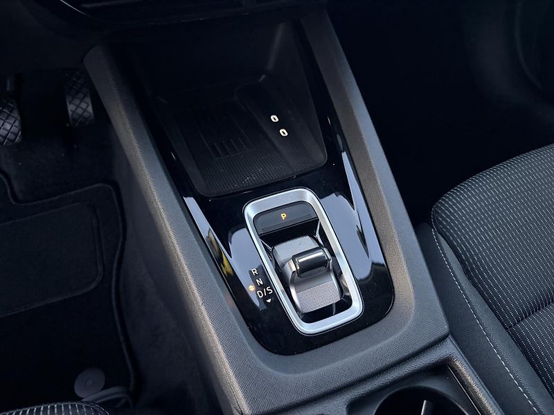 Škoda Octavia 2.0TDI 110KW DSG LED VIRTUAL - fotka 25 z 53