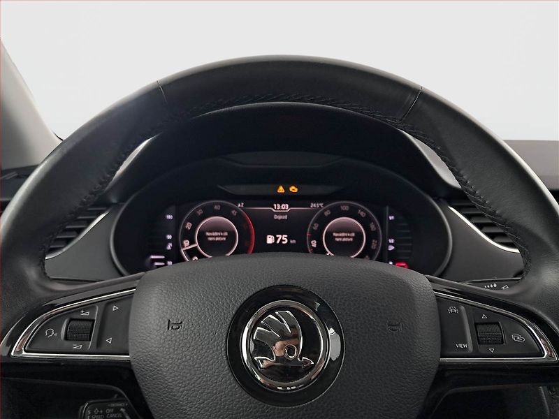 Škoda Octavia (2019) Style 2.0 TDI, Kůže, Navi - fotka 17 z 18