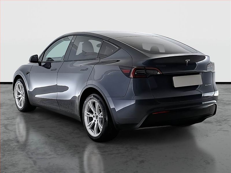 Tesla Model Y (2023) Long Range AWD 79kWh, SoH 91% - fotka 4 z 21