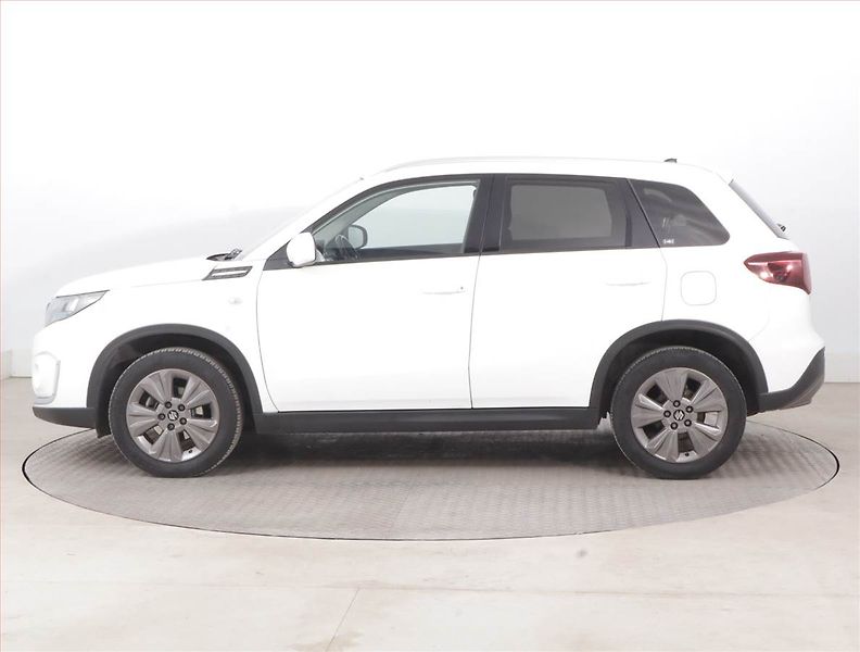 Suzuki Vitara (2020) 1.4 BoosterJet - fotka 3 z 14