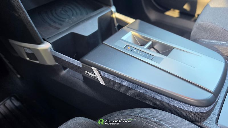 Opel Frontera (2025) Electric Edition 44 kWh - fotka 8 z 13
