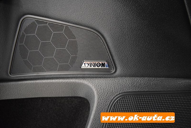 Škoda Superb 1.4 TSI iV LAURIN & KLEMENT  - fotka 48 z 77