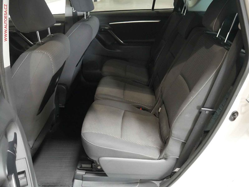 Toyota Verso (2016) 1.6 D-4D, ČR, servis.kniha - fotka 10 z 20