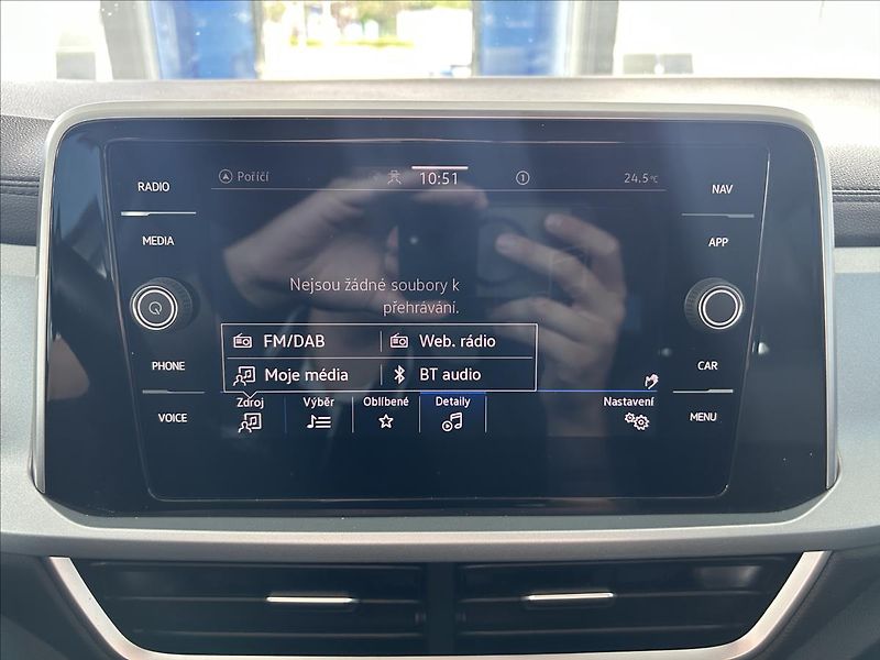 Volkswagen T-Roc 1,0   TSI,GOAL,SERVISKA,1.MAJ - fotka 16 z 31