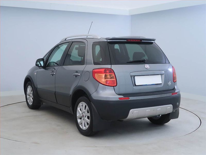 Fiat Sedici (2009) 1.6, 4X4, Serv.kniha - fotka 4 z 15