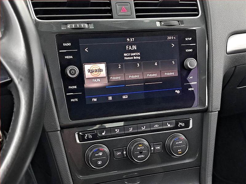 Volkswagen Golf (2017) 1.4 TSI, Tempomat - fotka 12 z 16