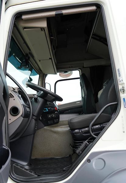 DAF CF (2022) 320 chlaďák EURO 6 - fotka 7 z 15