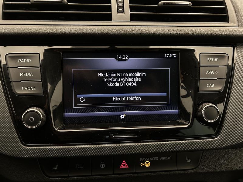 Škoda Fabia 1.0 TSI Active Plus - fotka 9 z 21