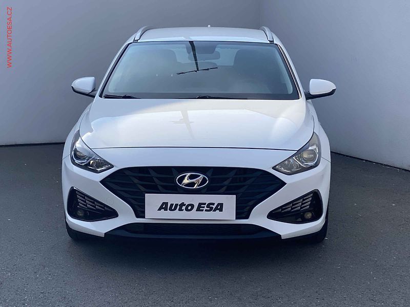 Hyundai i30 (2021) 1.6 CRDi, 1.maj,ČR - fotka 2 z 16