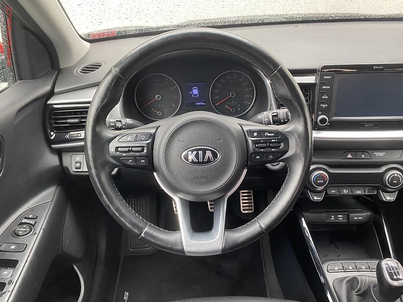 Kia Stonic (2018) 1.0 T-GDi, Platinum, kůže - fotka 11 z 18