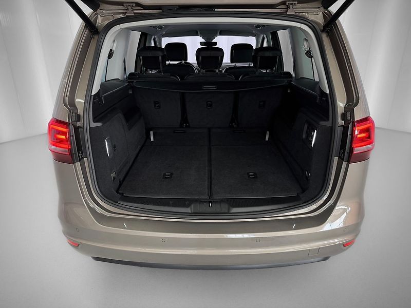 Volkswagen Sharan 2.0TDI 130KW 4MOTION HIGHLINE, - fotka 26 z 27
