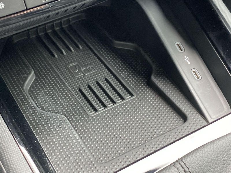 Škoda Scala (2025) 1.0 TSI DSG Monte Carlo - fotka 18 z 35