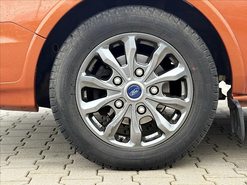 Ford Tourneo Custom 2,0 EcoBlue 136 kW Titanium X - fotka 10 z 25