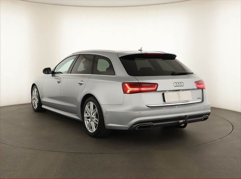 Audi A6 (2019) S line 3.0 TDI - fotka 4 z 18