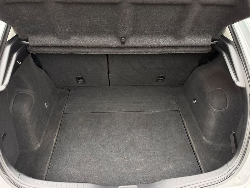 Honda Civic 1.4i Comfort 100 MAN6 - fotka 5 z 26