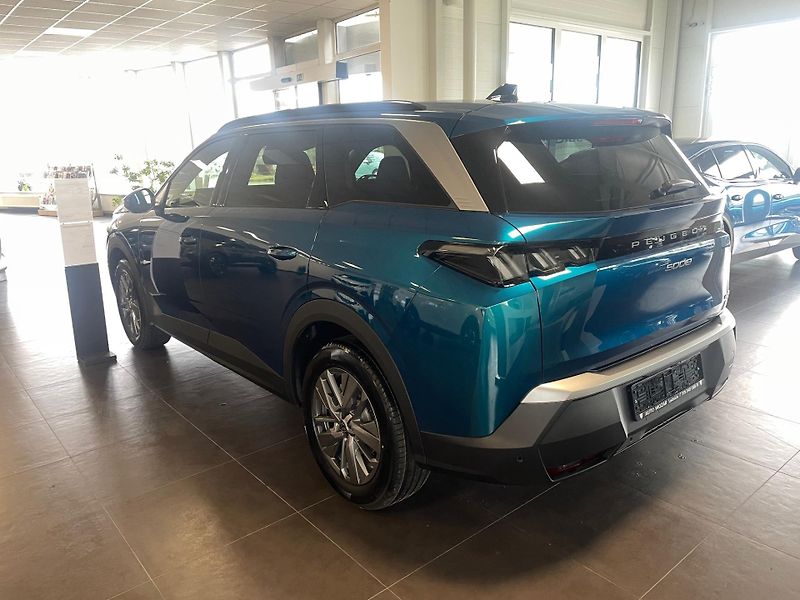 Peugeot 5008 (2026) Allure Hybrid 145k e-DCS6 - fotka 2 z 3