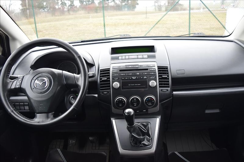 Mazda 5 1,8 i 85KW 7MÍST TAŽNÉ - fotka 26 z 45