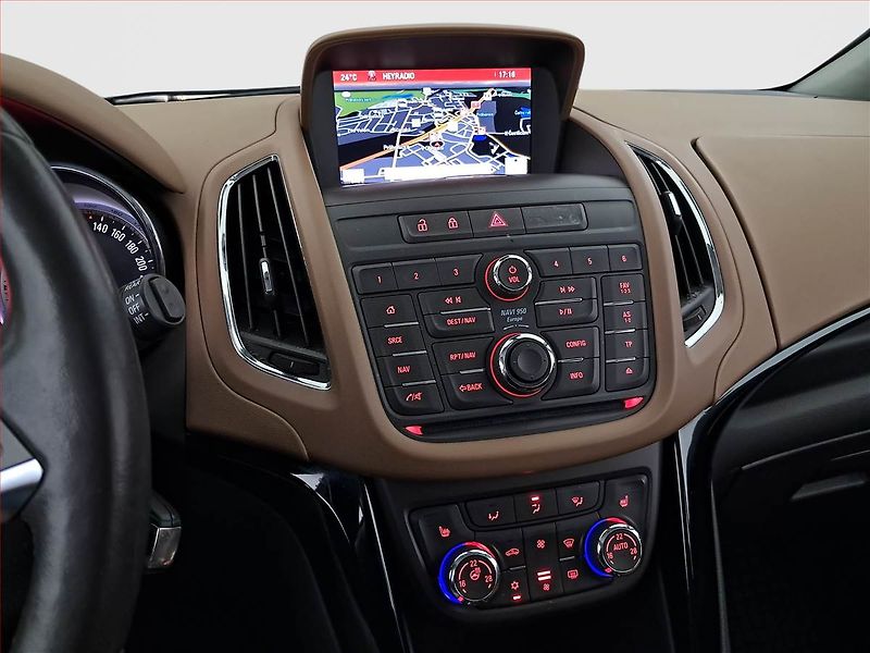 Opel Zafira (2015) 2.0 CDTI, Automat, 7 míst - fotka 12 z 18