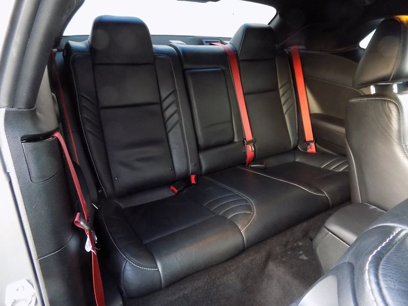 Dodge Challenger (2018) 6.2/V8/HELLCAT/SRT/Větr.sed/ČR - fotka 16 z 39