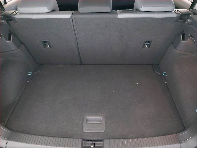 Volkswagen T-Cross (2021) 1.0 TSI - fotka 14 z 17