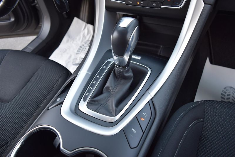Ford Mondeo (2018) 2.0TDCI 110kw BUSINESS LED TAŽ - fotka 38 z 49