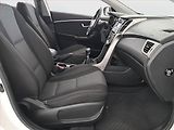 Hyundai i30 (2015) 1.6 GDI, ČR,1.maj, Serv.kniha - náhled 9