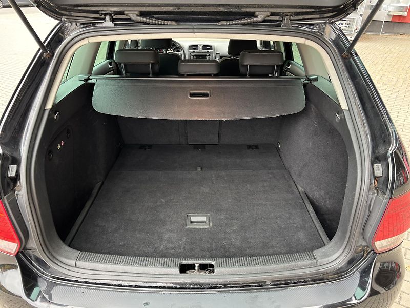Volkswagen Golf (2013) 1.6 TDI 77kw Manuál - fotka 12 z 19