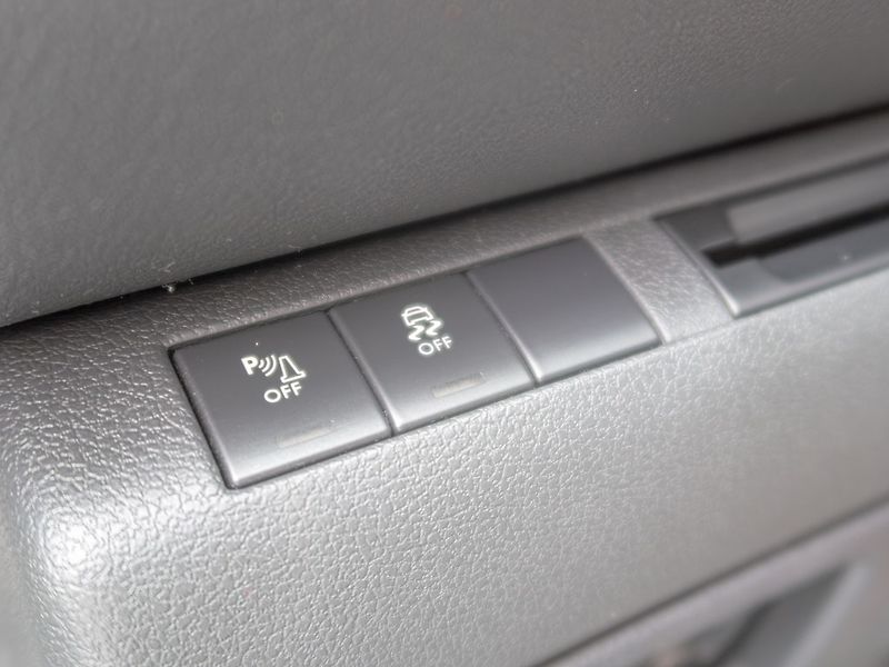 Peugeot 5008 (2013) 2.0HDI 110KW man– 2x PNEU - fotka 25 z 35