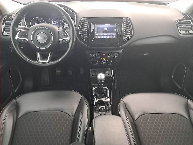 Jeep Compass (2020) 1.4 MultiAir, ČR,1.maj - fotka 8 z 17