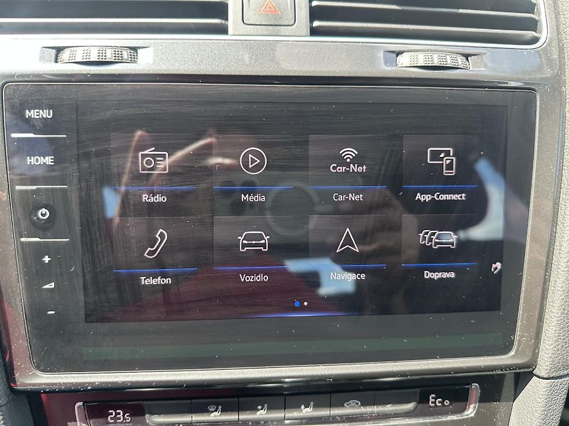 Volkswagen e-Golf (2020) 100kW, rezervace - fotka 29 z 30