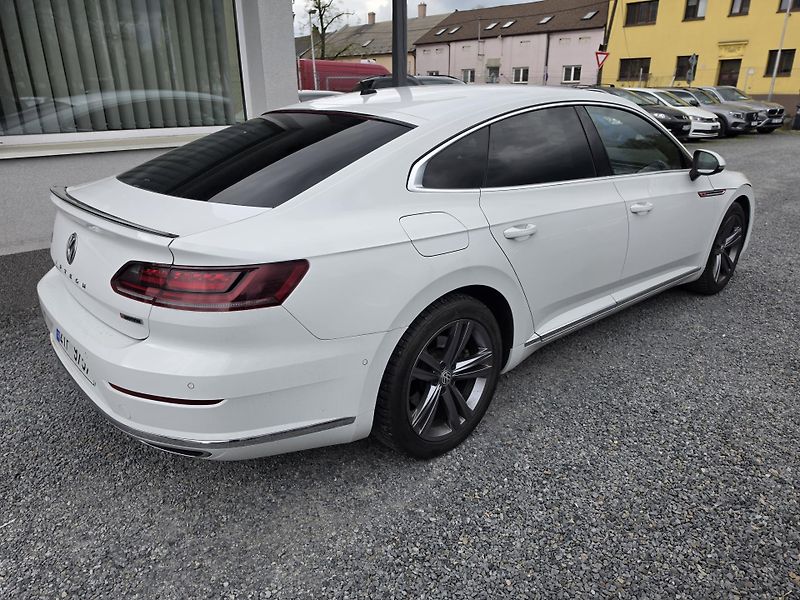 Volkswagen Arteon 2.0 TDI R-Line TZ Led Alcantra - fotka 4 z 19
