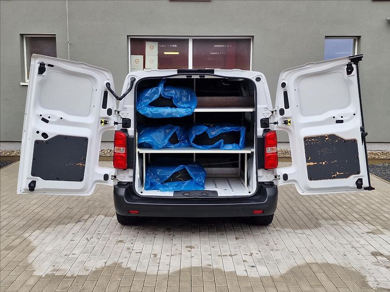 Opel Vivaro 1.5 CDTI 88kW,původ ČR,1.Maj. - fotka 38 z 50