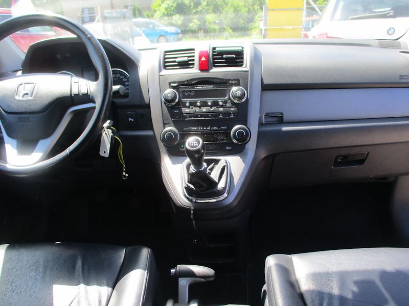 Honda CR-V (2007) 2,2 CTDi - fotka 7 z 11