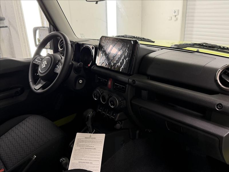 Suzuki Jimny 1,5 75 KW GLX REZERVACE!!! - fotka 8 z 30