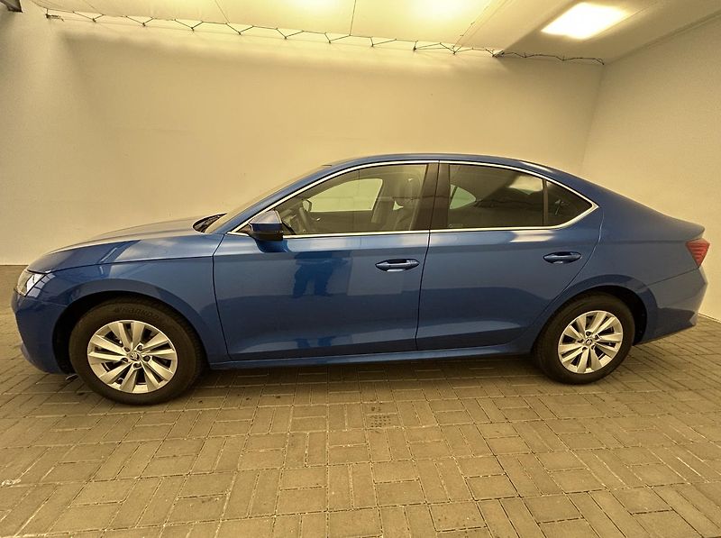 Škoda Octavia 1.5 TSI Top selection - fotka 3 z 24