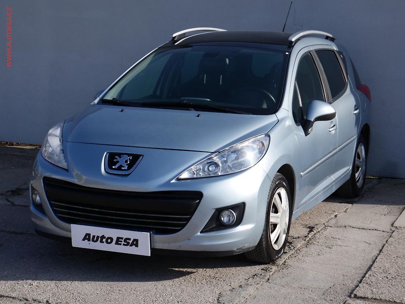 Peugeot 207 (2010) 1.6HDi - fotka 3 z 17