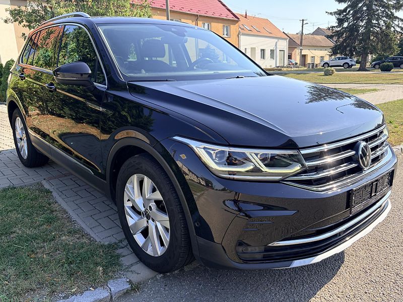 Volkswagen Tiguan 1.5TSI DSG MATRIX VIRTUAL - fotka 2 z 58